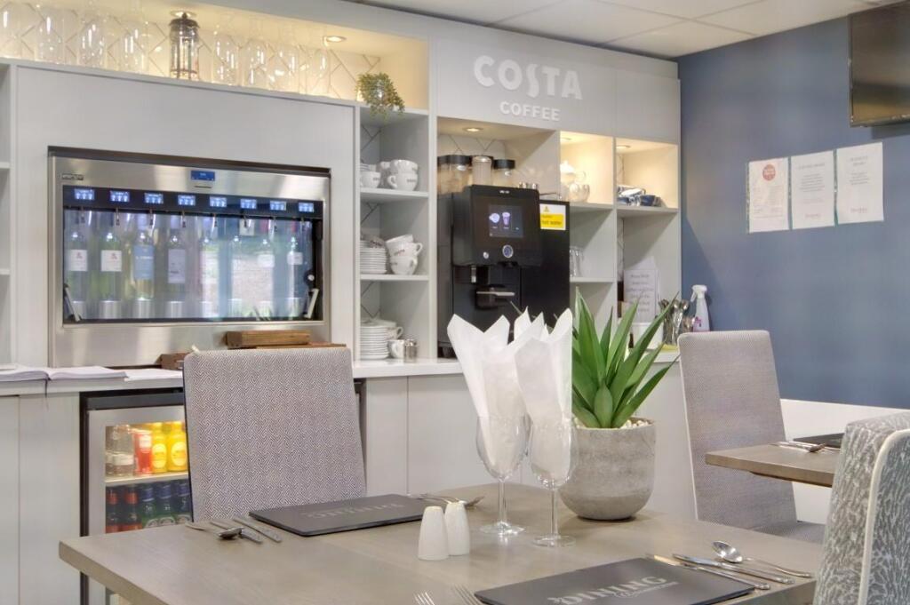 8553725-interior27 (Medium).JPG