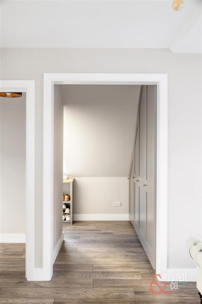 Vallance Road, 24-029.jpg