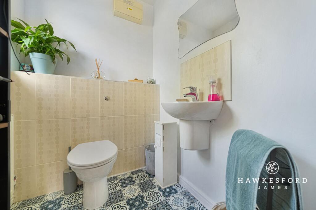 Barnfields Court, Sittingbourne - Downstairs W.C