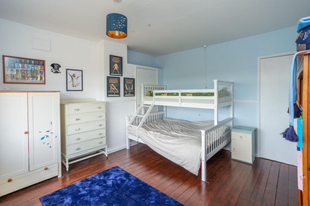 bedroom 2a