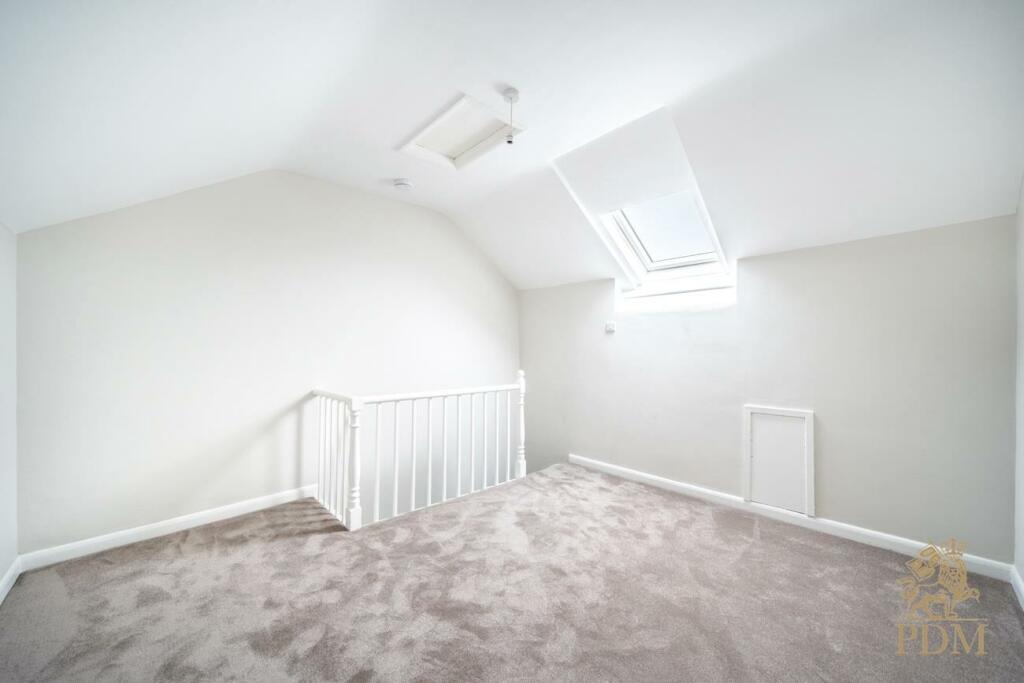 28 Loscoe Road Mapperley NG5 2AW