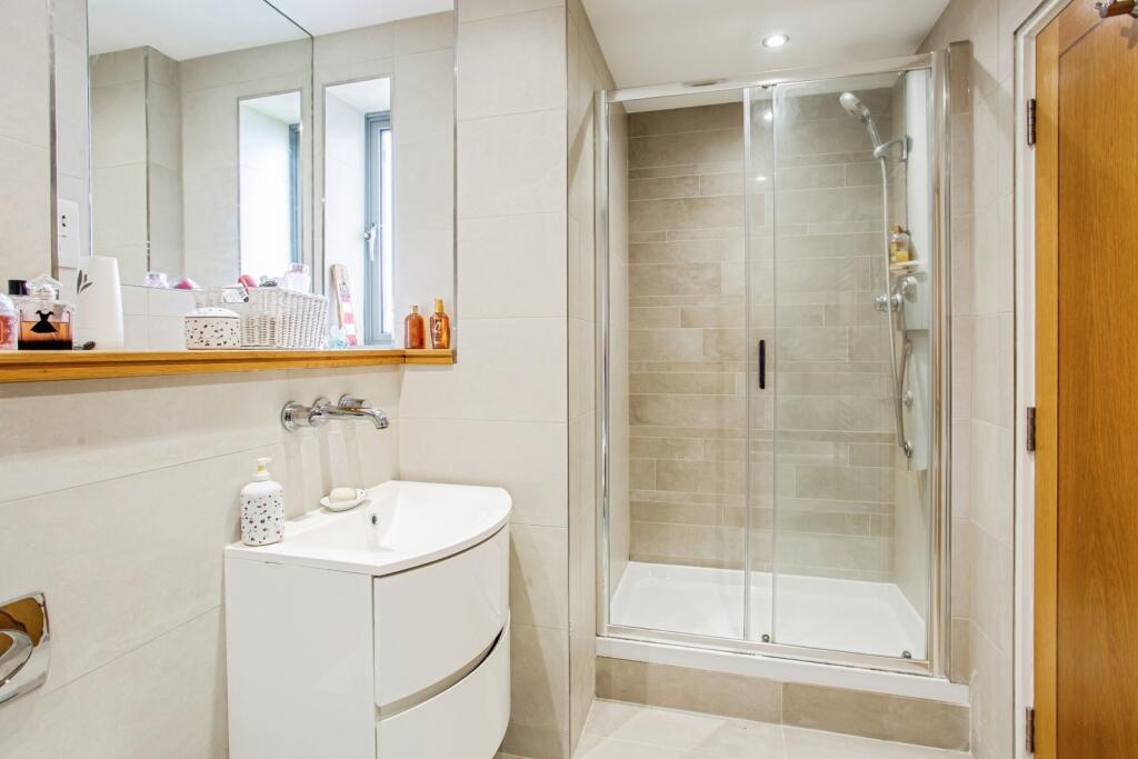 Master En-Suite