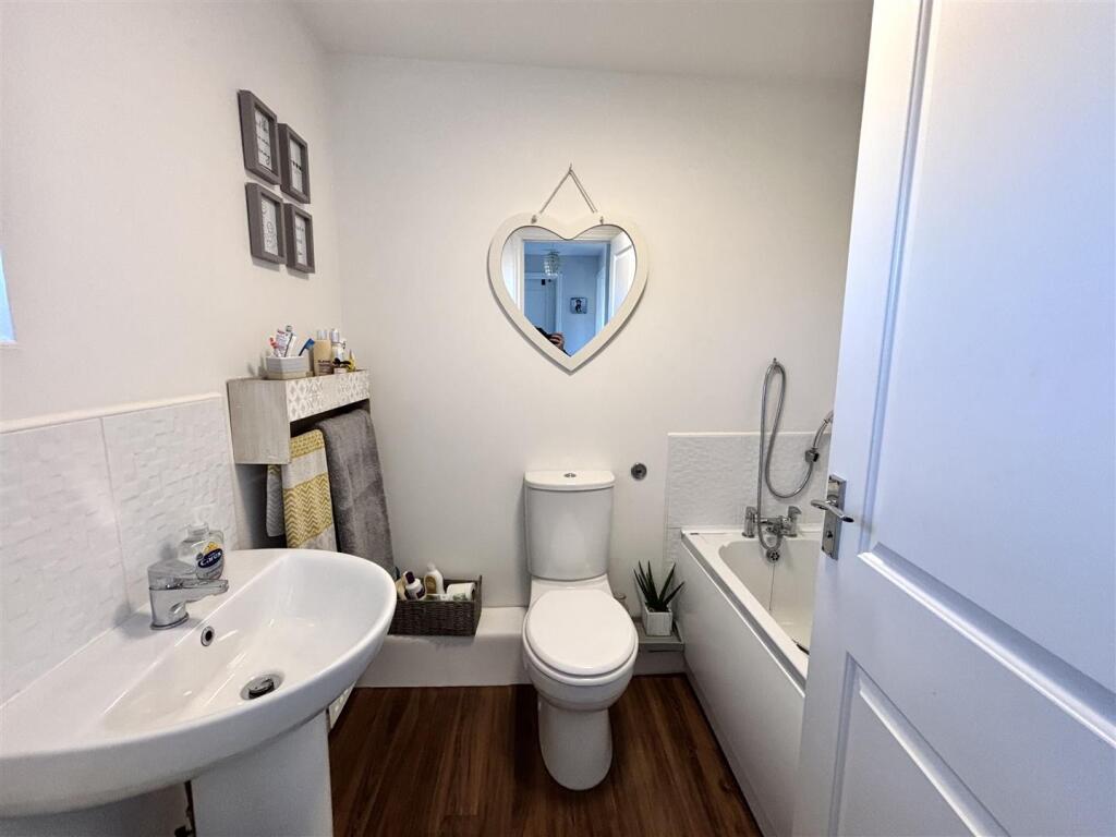 Bathroom/WC