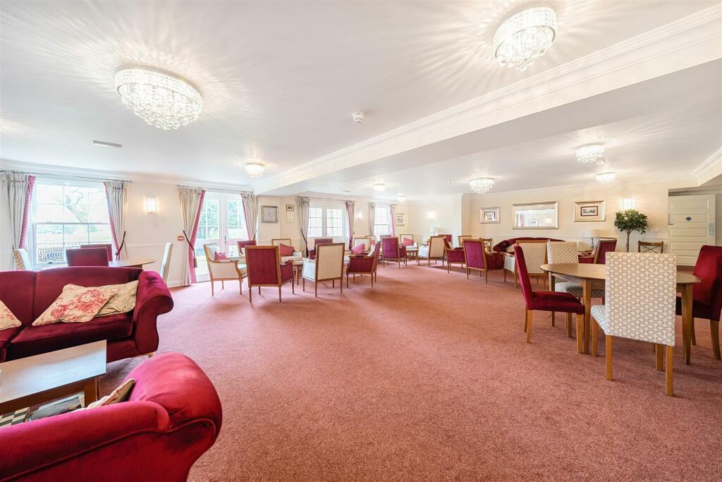 Owners Lounge (2).jpg