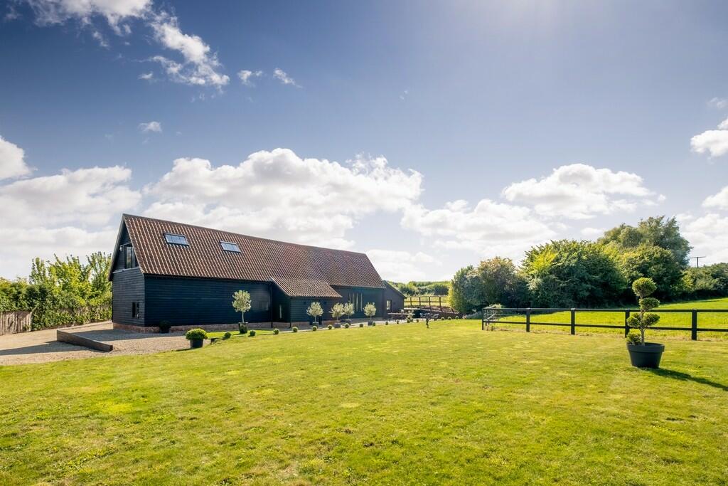 Bryers Barn-lowre...