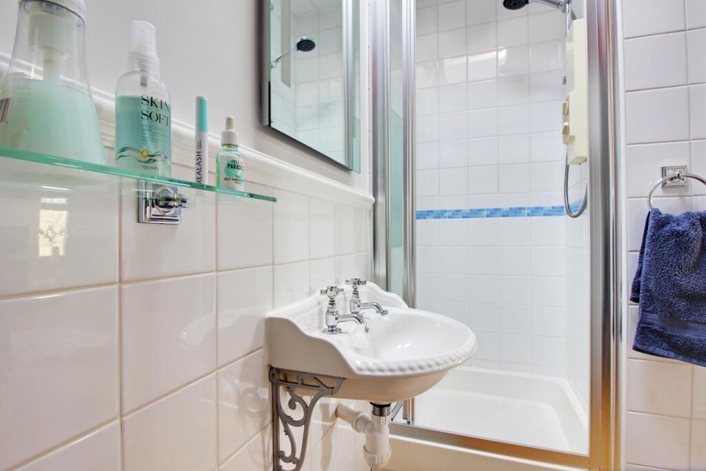 Bedroom 1 ensuite Shower Room