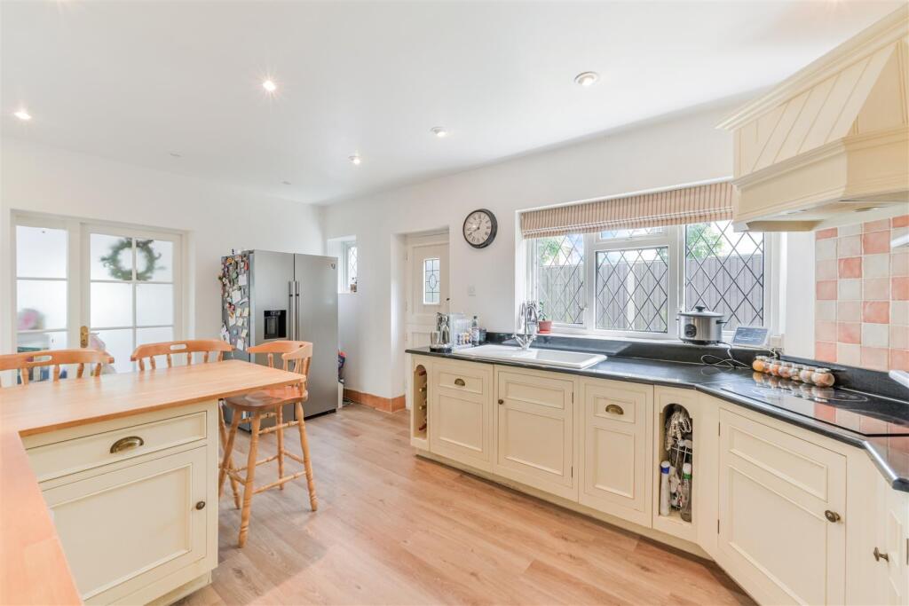 YEW TREE BOTTOM ROAD (15).jpg