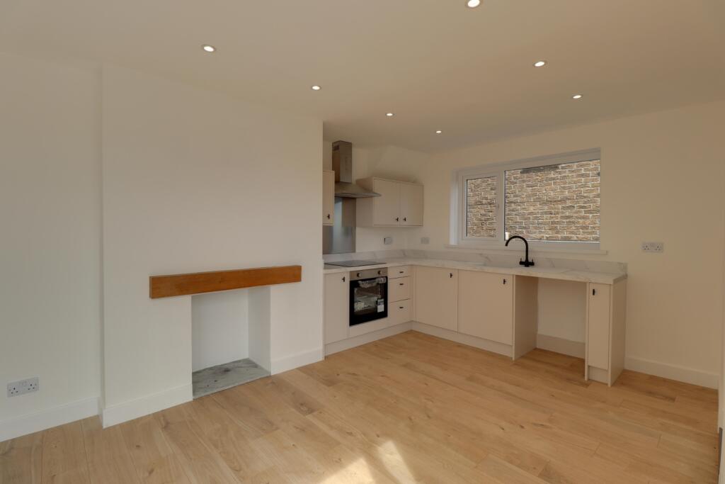 Kitchen Diner 5