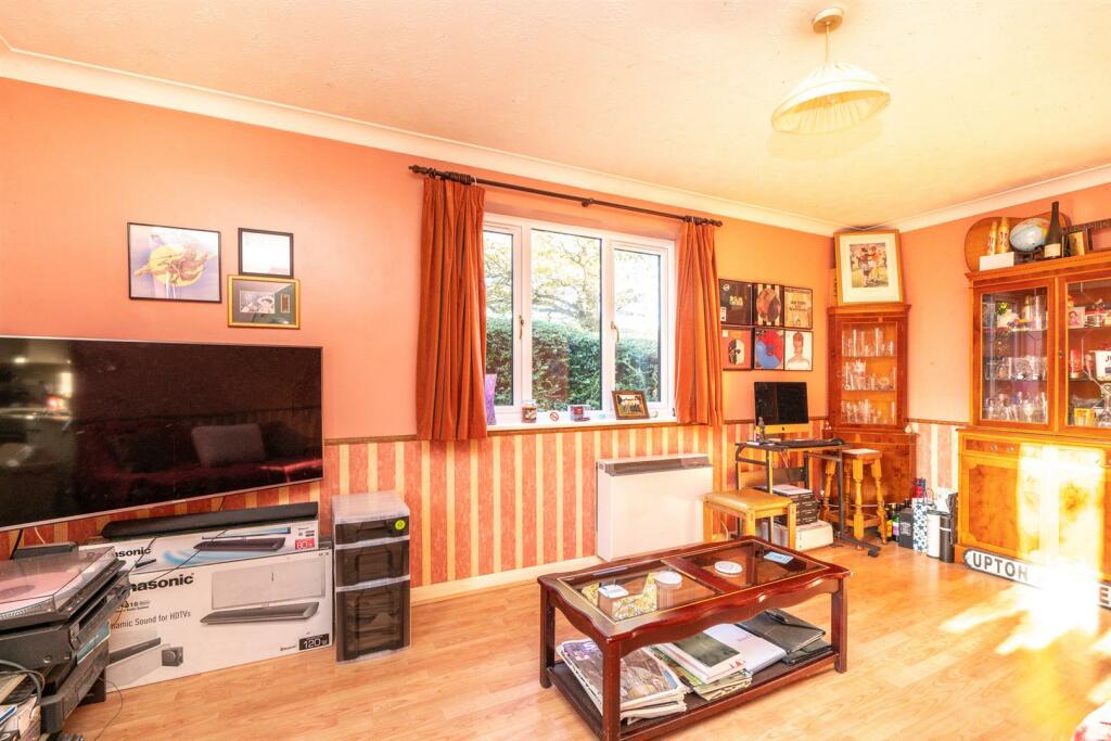 6-Ashbourne-Court-1007.jpg