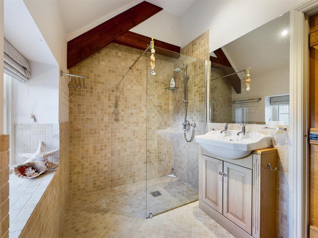 En-Suite Bedroom One