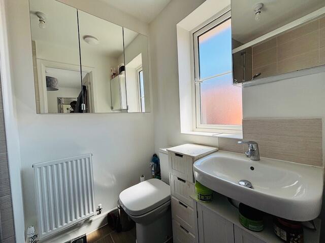 En-suite Bathroom