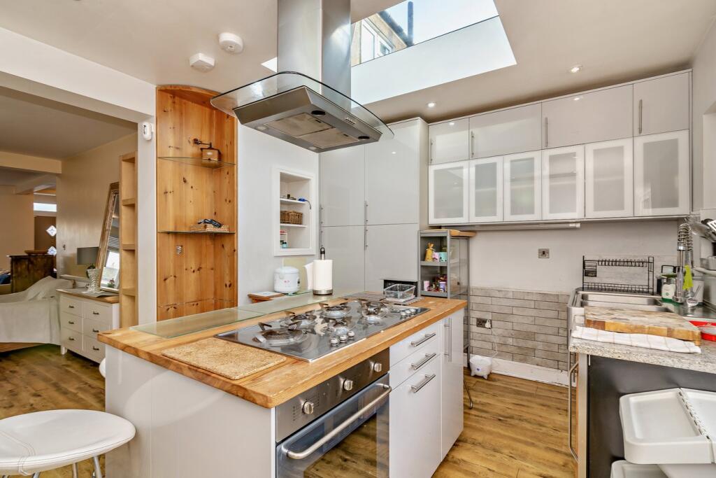 Lynwood Gardens, Croydon, CR0