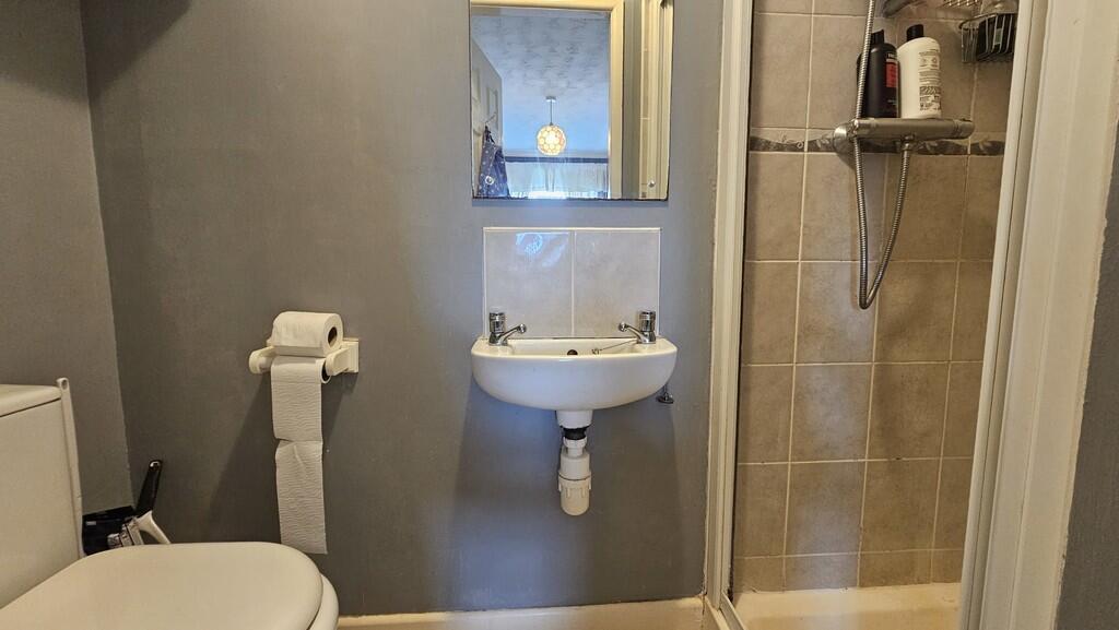 IMG-20250718-WA00...