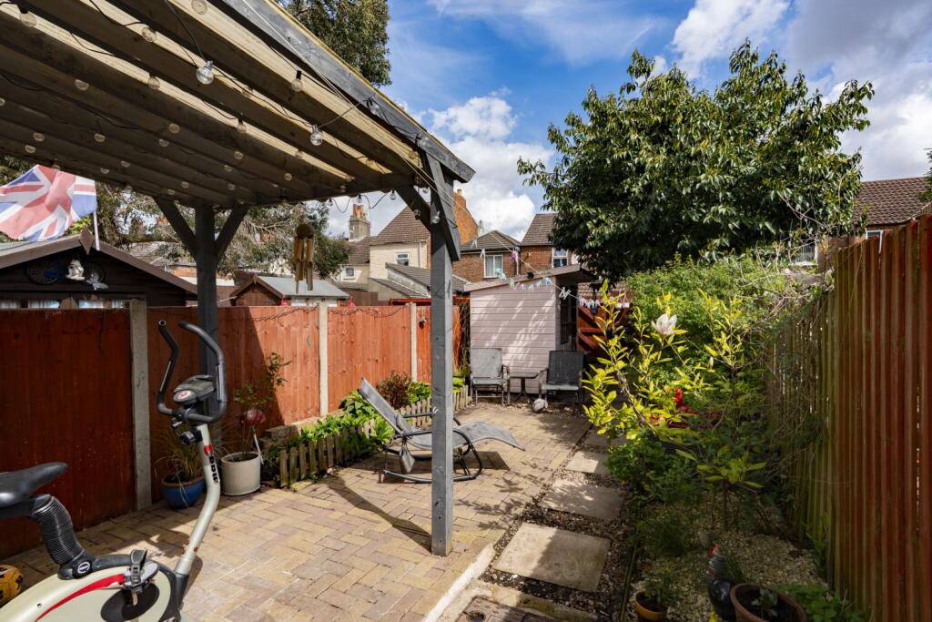 Covered Area - Rear Garden