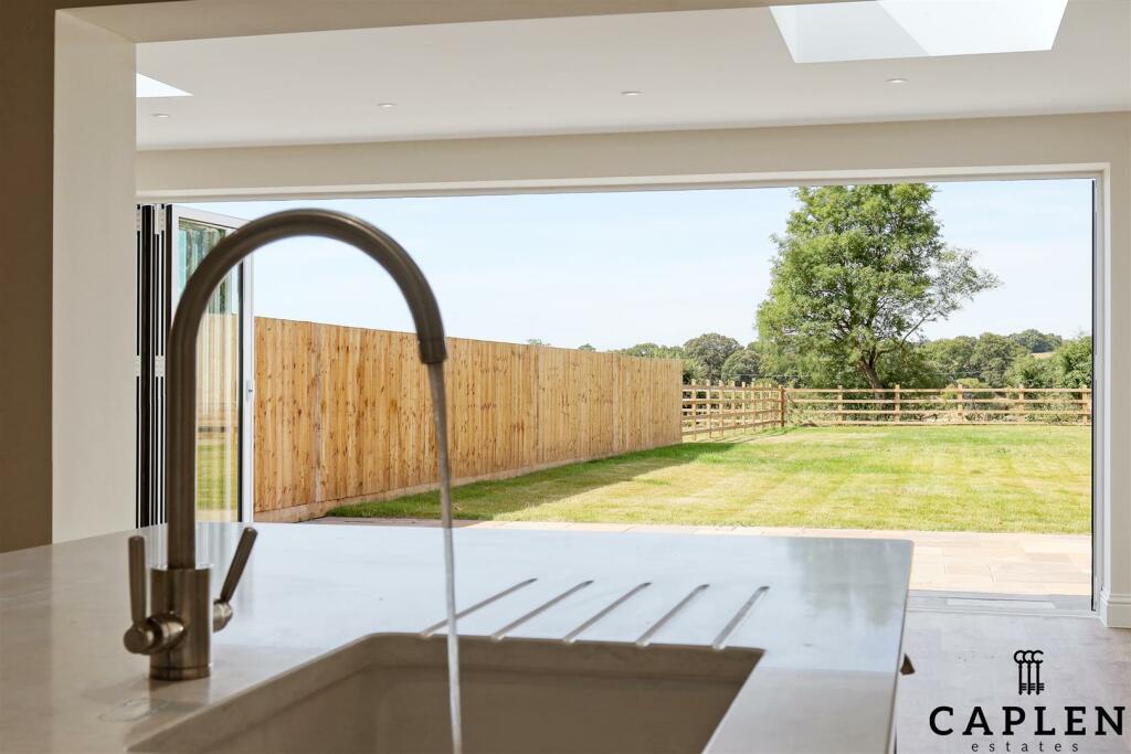 img_4937_27 copy 2.jpg