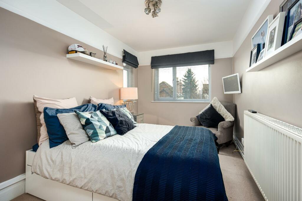 Bedroom4 - Copy.jpg