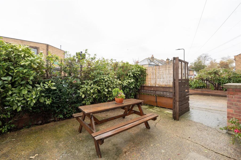 Brookscroft Road, E17
