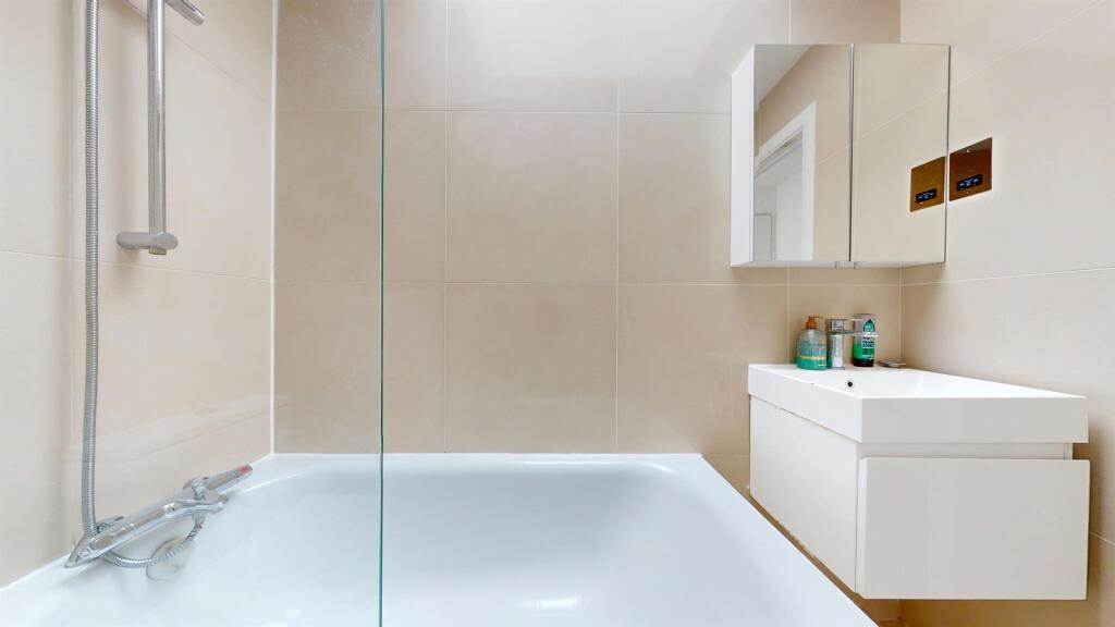 6846d6a9940eff271a24ee74_934a76fb4bbe32aadb94543d3