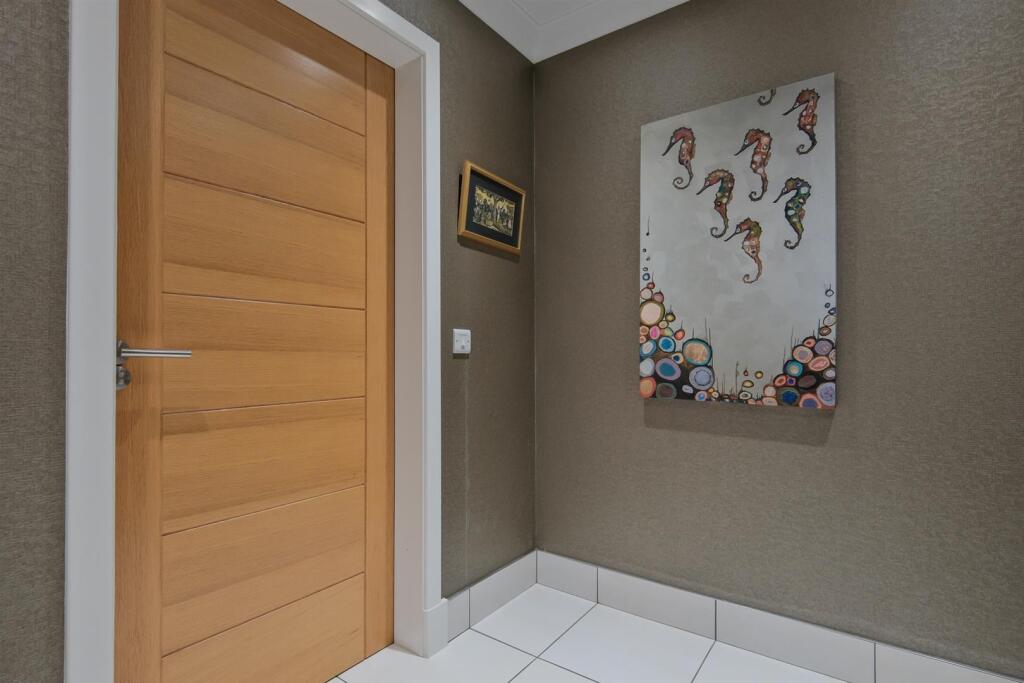 041-15 Cartland Rd, Lanark ML11 7RF.jpg