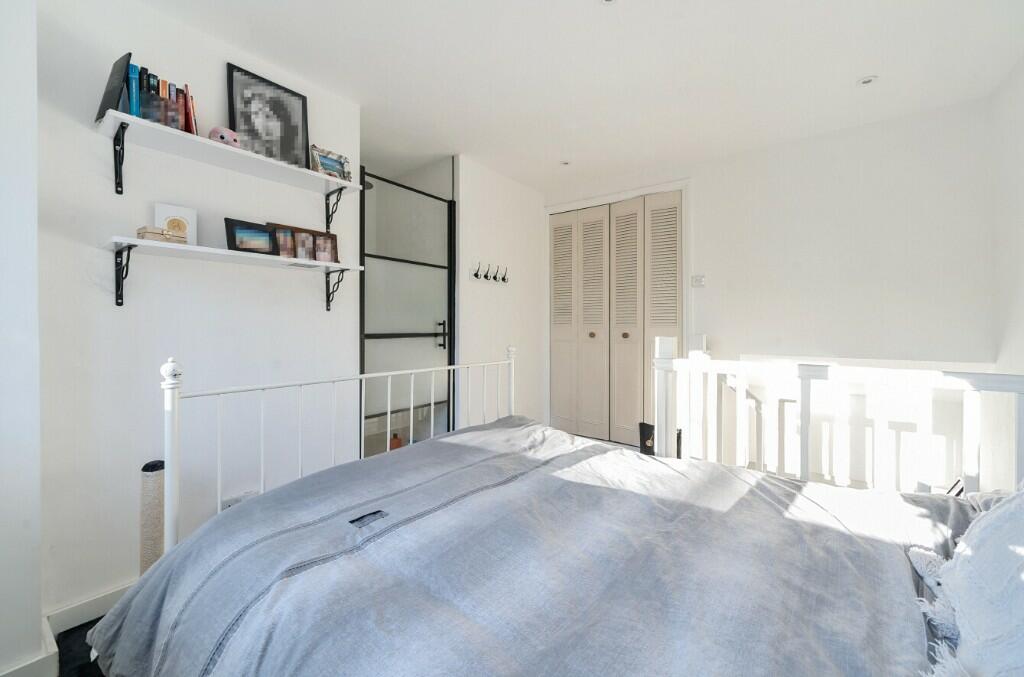 Annex bedroom 