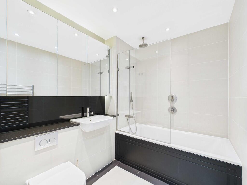 CAM03741G0-PR0105...