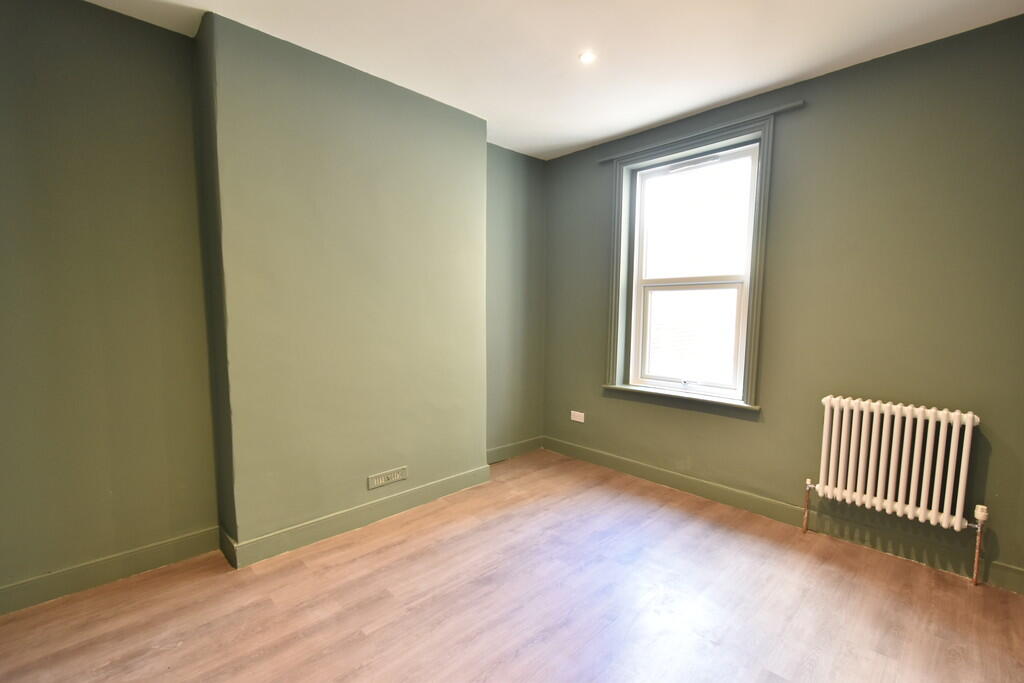 Back bedroom 1