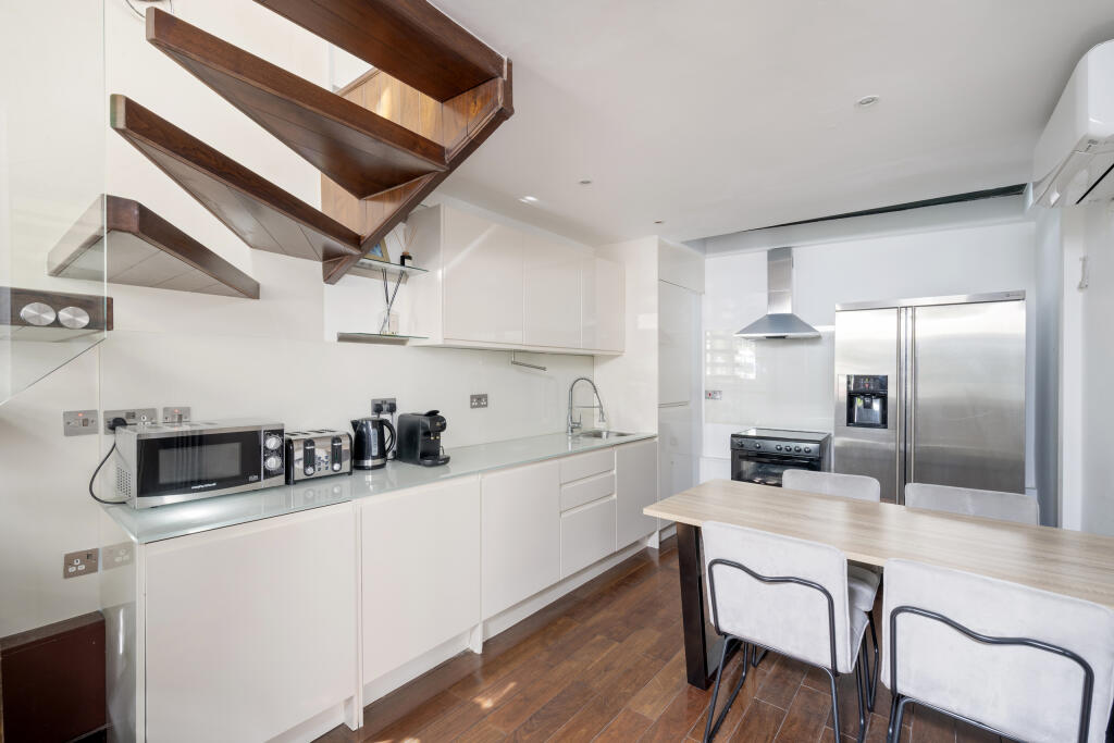 The Private Realtor-18 Ovington Mews-11_Lo (1)