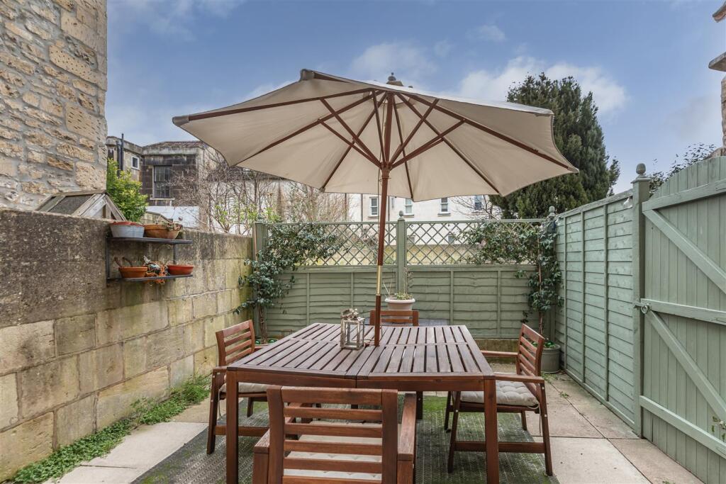 Courtyard Garden II.jpg