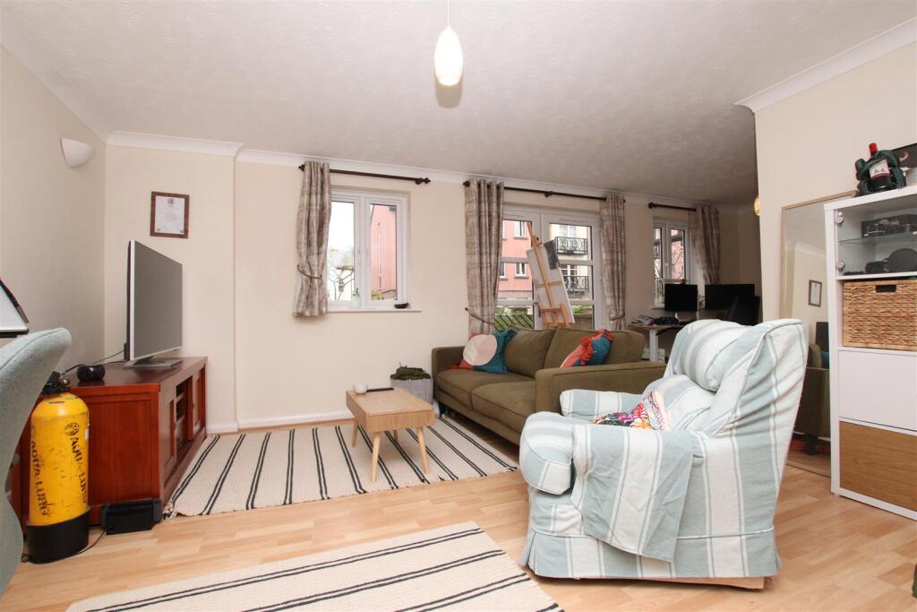 Living Dining Room.JPG