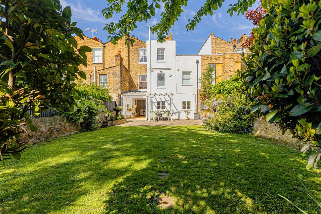 Culford Road (40).jpg