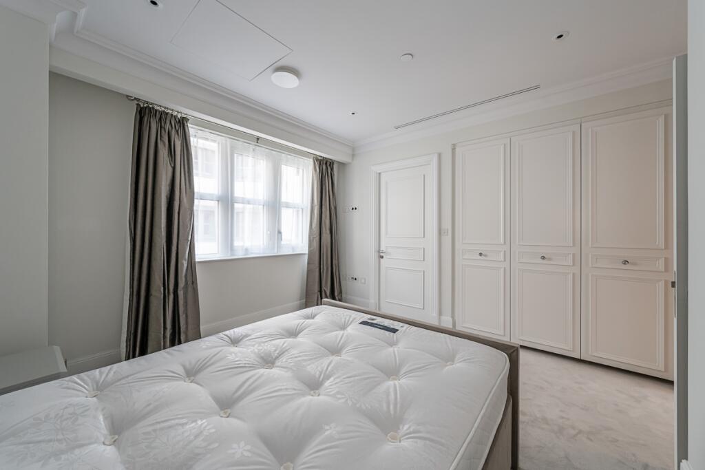 9-Millbank-012