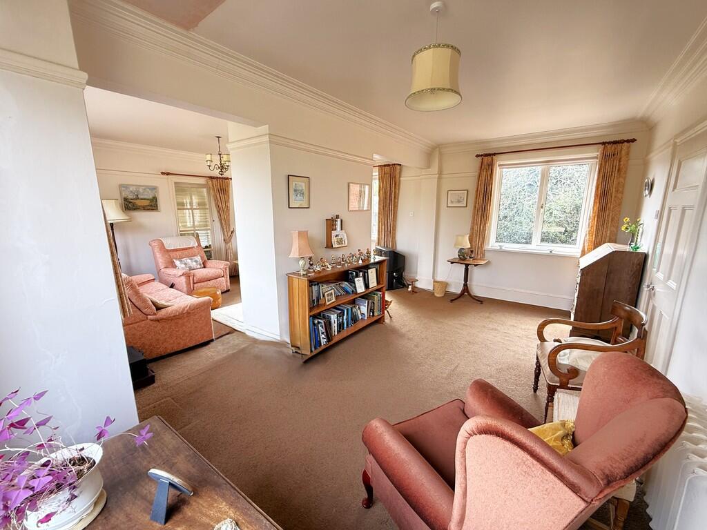 SITTING ROOM 2