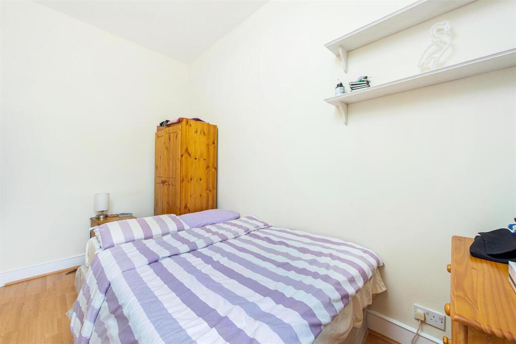30293_davies_and_davies_fff_2_perth_rd_5_lo.jpg
