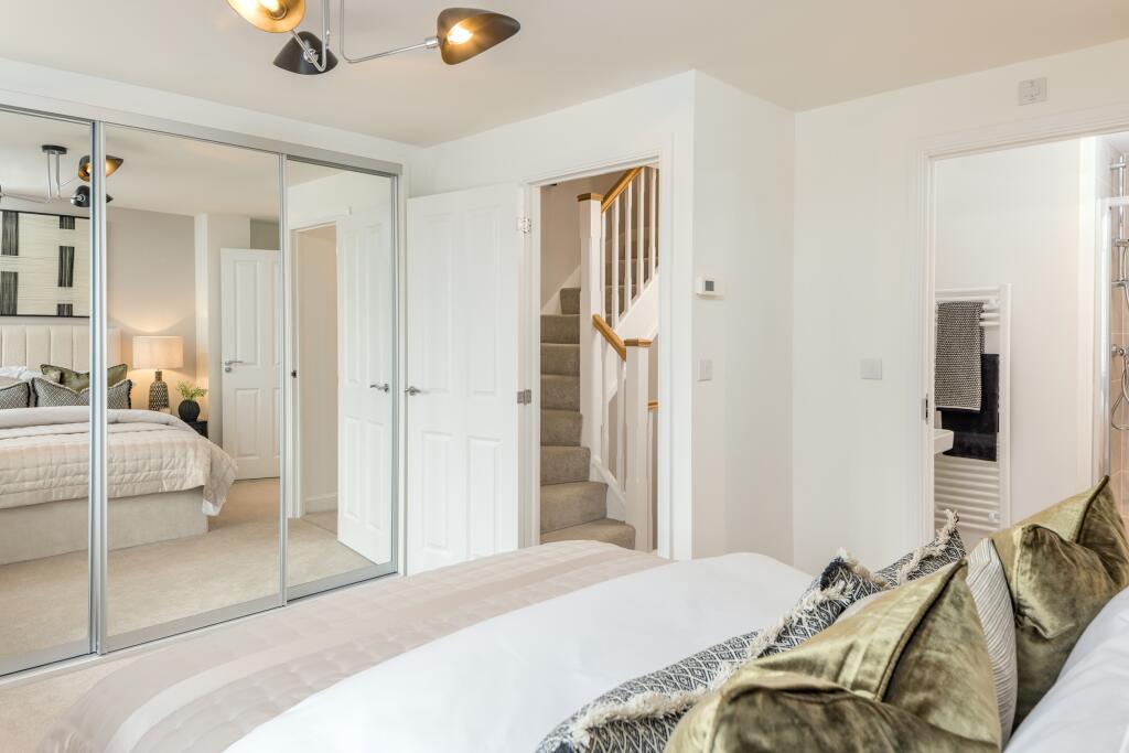 Main bedroom and en suite in the 3 bedroom Greenwood