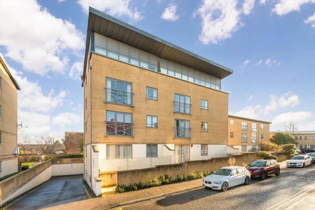 Sovereign Place, Harrow, Middlesex, HA1