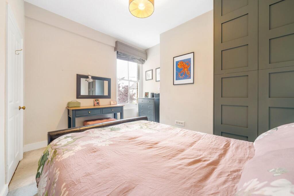 Principal bedroom (3).JPG