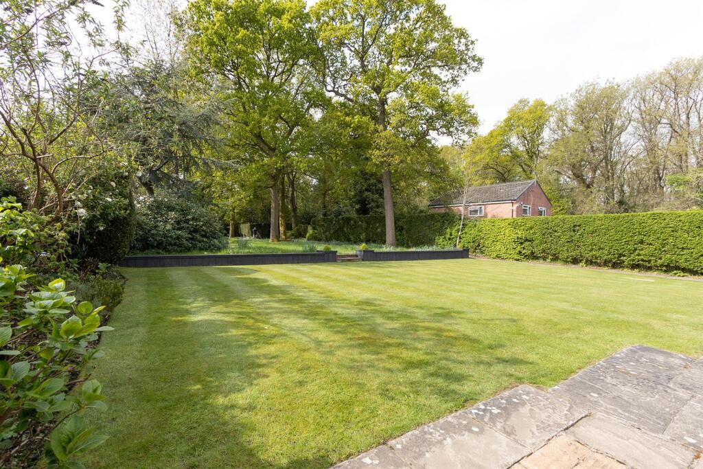 56 Rugby Road, Binley Woods (44).jpg