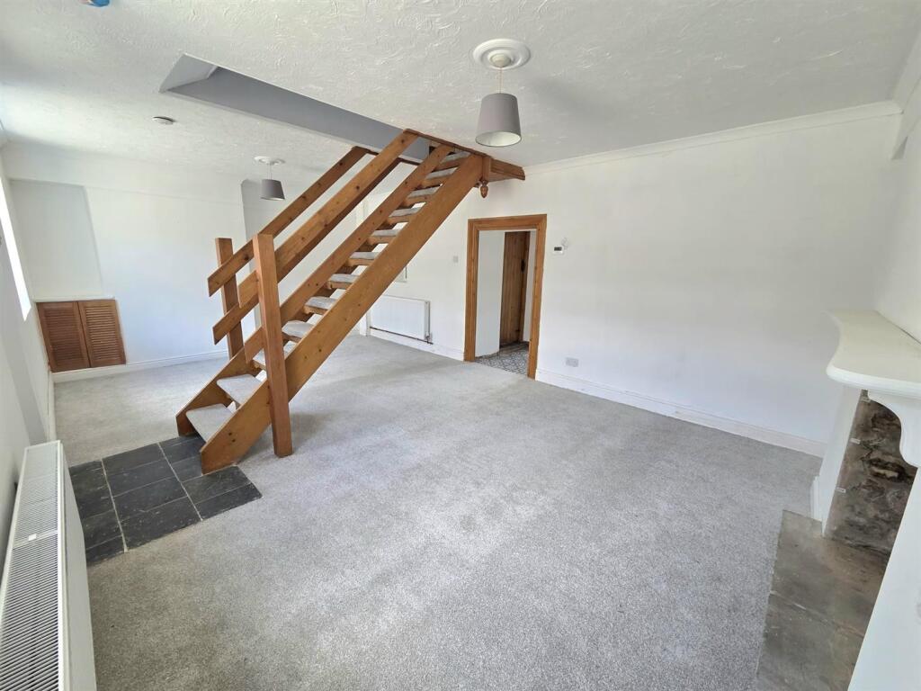 WhatsApp Image 2025-06-13 at 10.21.06 (1).jpeg