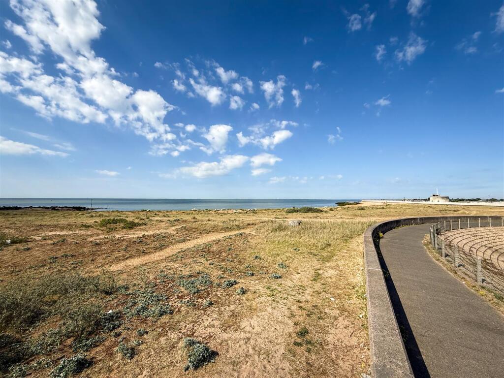 JAYWICK SEA FRONT