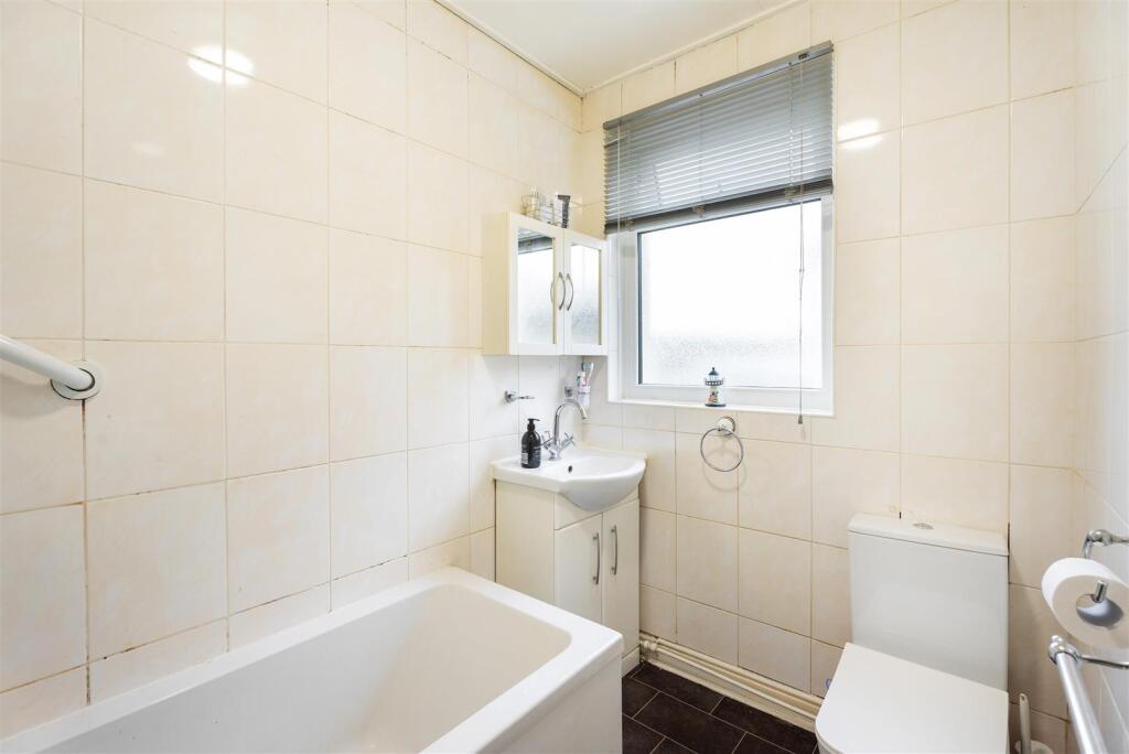 121Burnbank-08.jpg