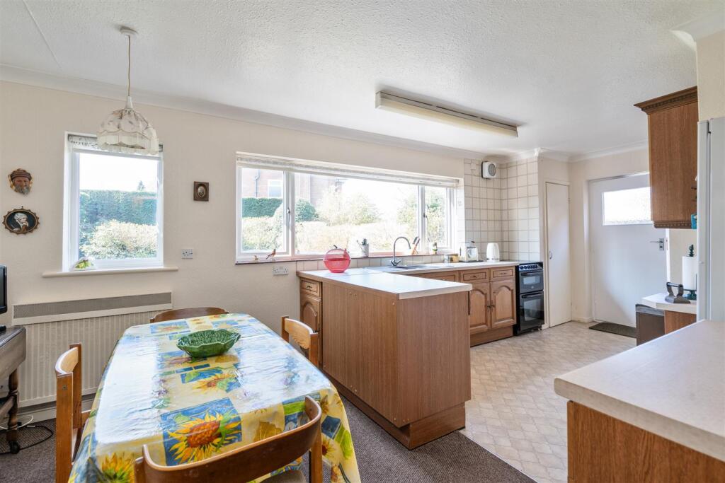 80a Aylesbury Road_21.jpg