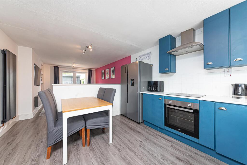 36 Fairfax Road (5).jpg