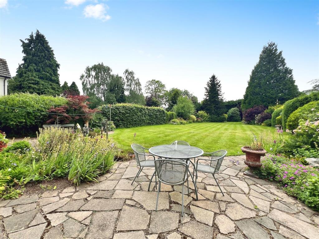 3e6a01ba-garden 202.jpg