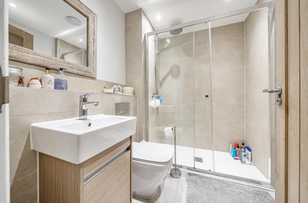 Ensuite Bathroom