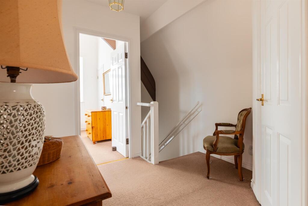 23 Scholars Court-34.jpg