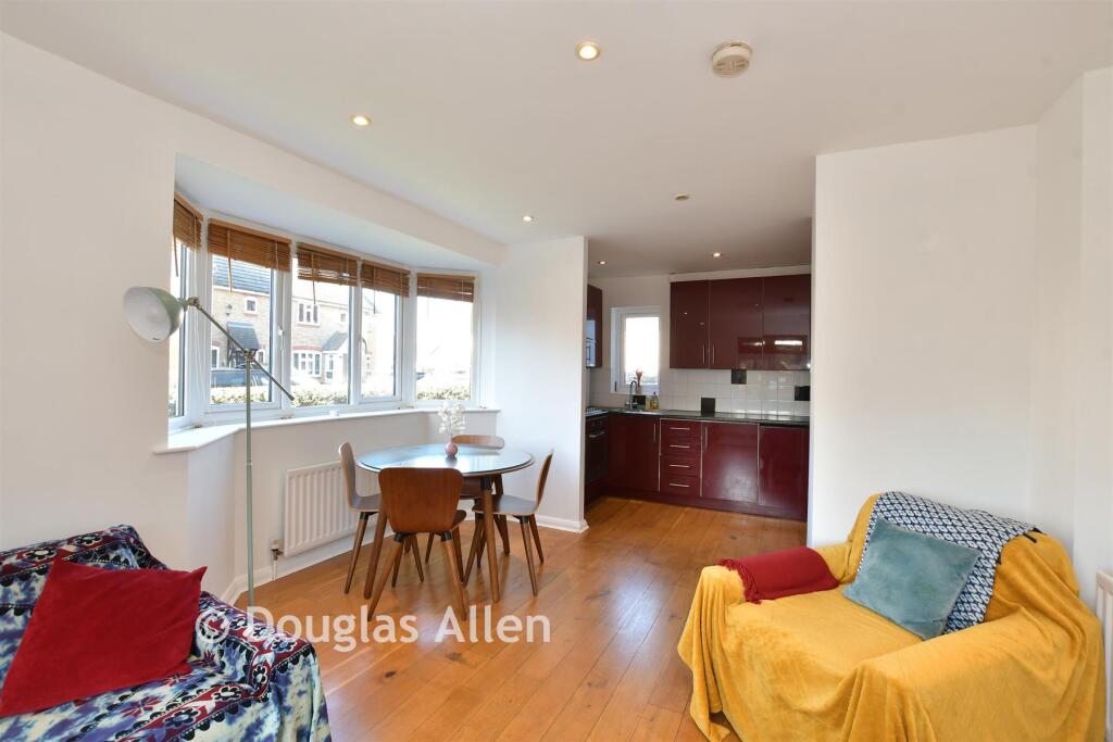 Hampstead Gardens, Chadwell Heath, Essex