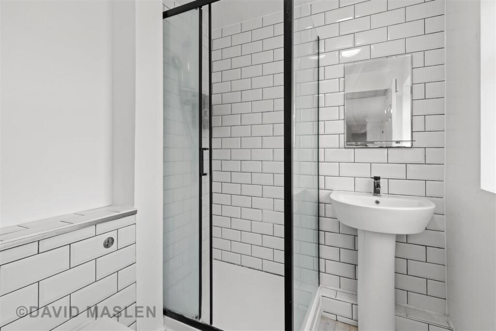 shower room.jpg