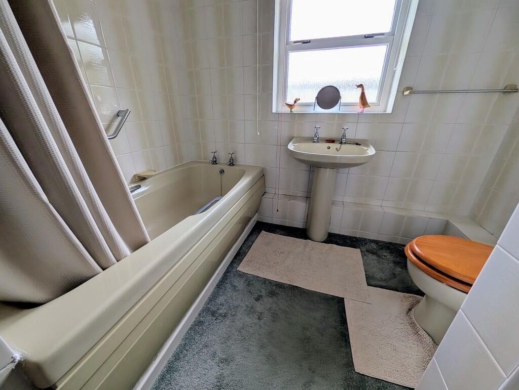 PXL_20250515_0911...