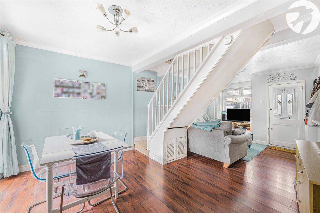 Dining/Lounge