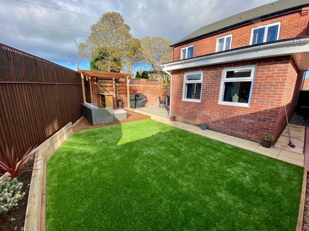 Lavender court 14 garden 2.jpg